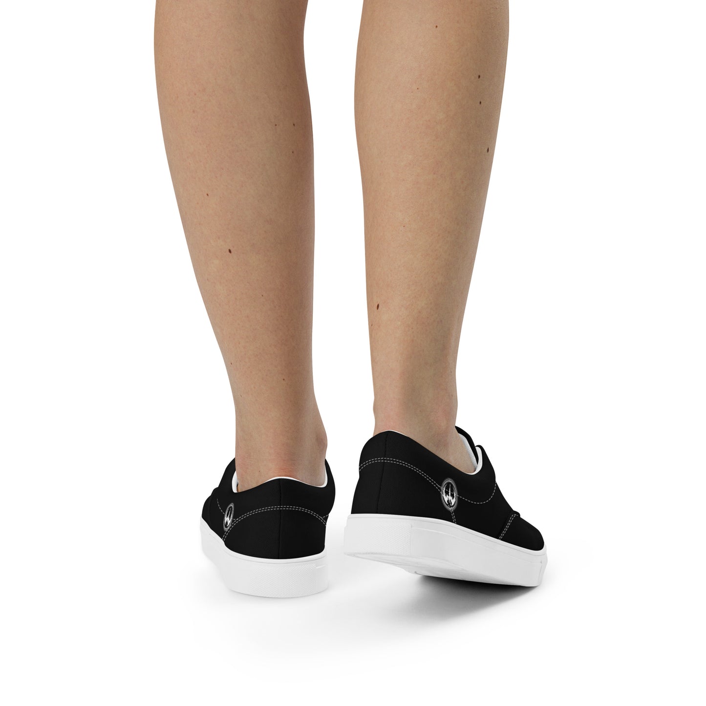 Shoes - Women’s lace-up canvas shoes
