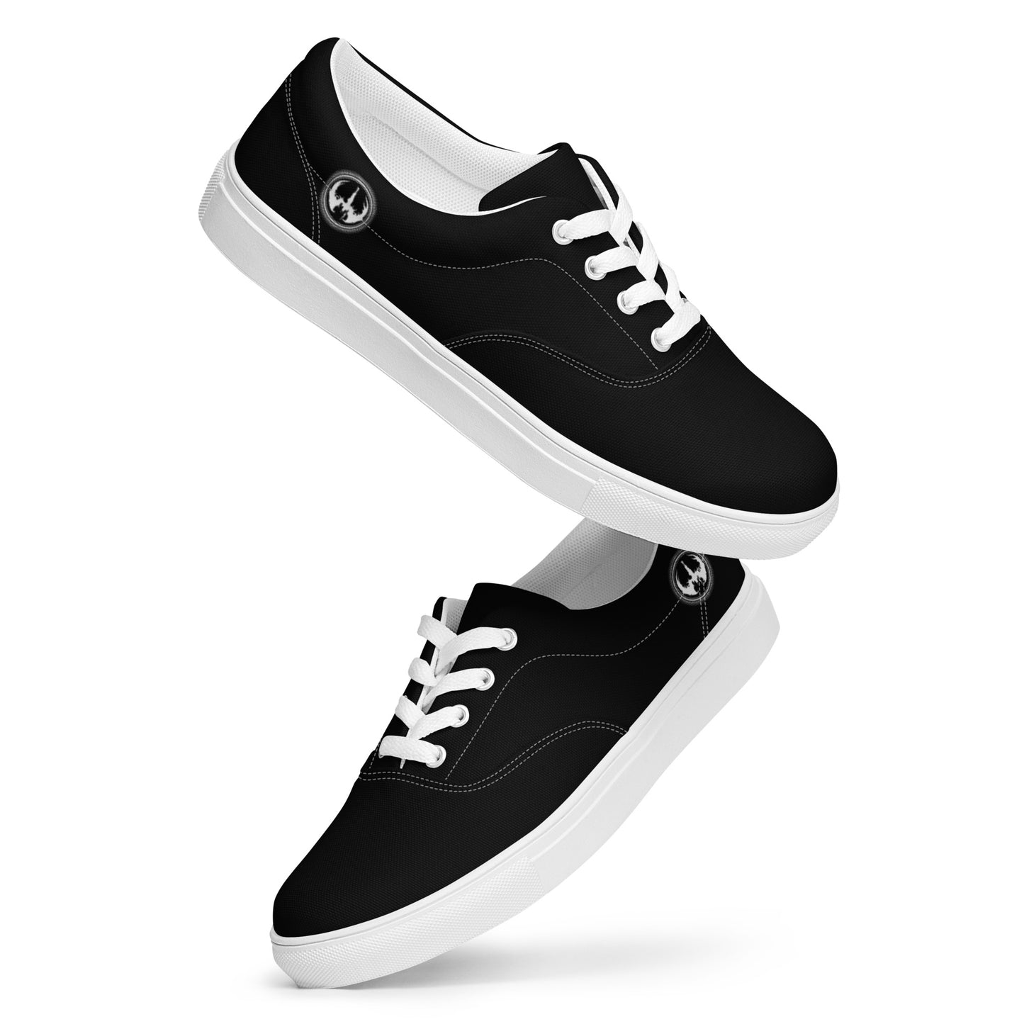 Shoes - Women’s lace-up canvas shoes