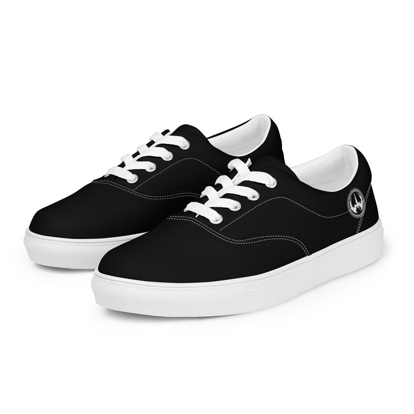 Shoes - Women’s lace-up canvas shoes